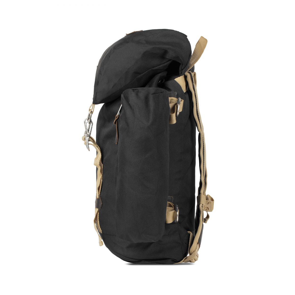 Ash Wood & Leather Camp